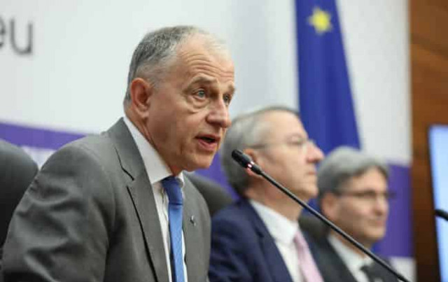 НАТО считает неизбежным второй этап войны в Украине