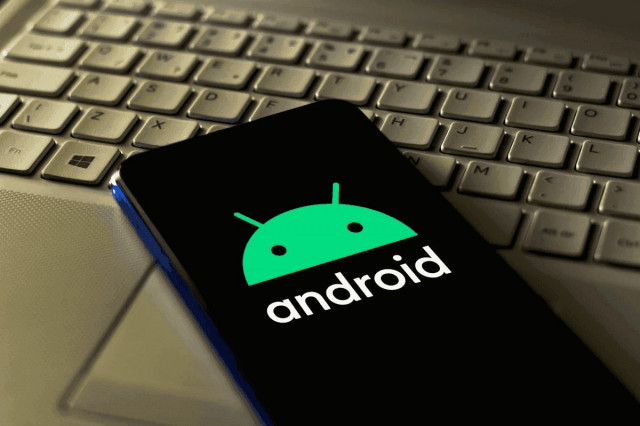 Через Google старі Android-смартфони стануть небезпечними
