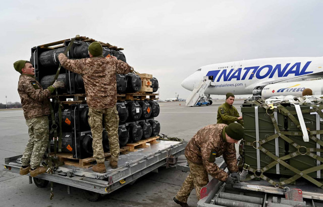 Пентагон намагається швидше доставити зброю своїм союзникам - WSJ
