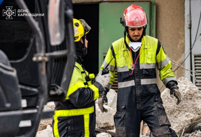 Шестеро загиблих: у Харкові завершилася пошукова операція після удару РФ по підприємству
