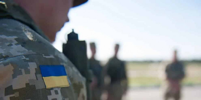 Украинские военные провели учения в Донбассе