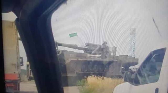 Россияне стреляют в сторону ЗАЭС, энергодарцев просят не выходить на улицы – мэр