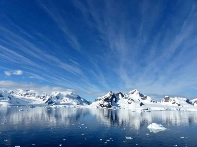 Вчені підрахували, скільки льоду розтануло в Антарктиді за чверть століття
