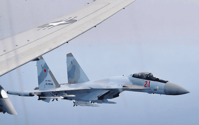 В НАТО подтвердили обсуждение поставок военных самолетов Киеву
