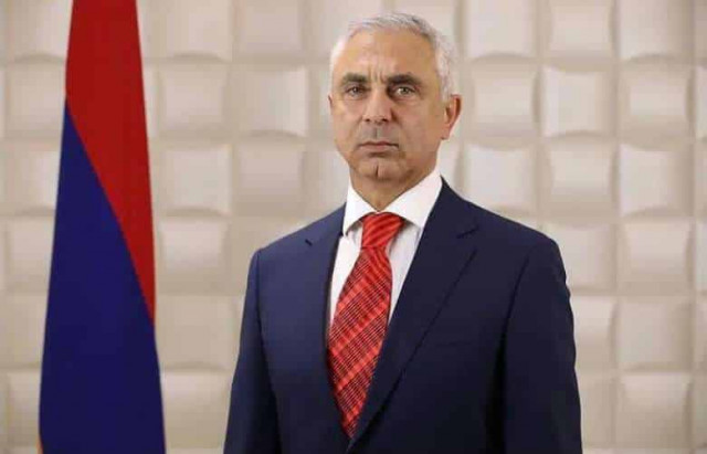 Я применю все свое влияние и международные связи для применения всех возможных международных санкций против Азербайджана. Артак Товмасян