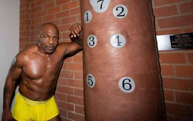 Тайсон: Россия уже проиграла, ей придется жить с этим дерьмом