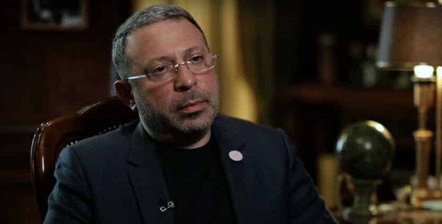 Коломойский на своих вечеринках жестко унижал министра 
