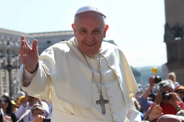 Не богохульство: Папа Римський дозволив жартувати над Богом
