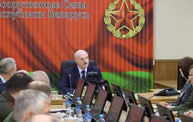 Президент Беларуси Александр Лукашенко провел совещание в Центре стратегического управления в Министерстве обороны