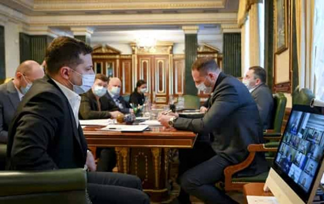 Зеленский дал поручение из-за вспышки коронавируса на Прикарпатье