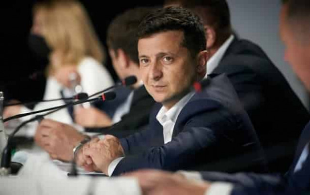 Зеленский против длительного карантина