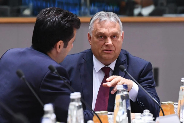 Депутати Європарламенту закликають позбавити Угорщину права голосу на тлі 