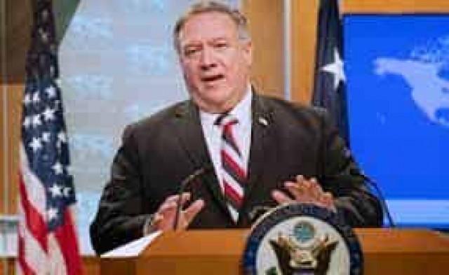 Помпео с женой более 100 раз злоупотребили ресурсами Госдепа