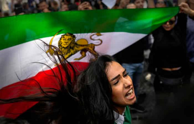 Совет ЕС расширил санкции против Ирана за нарушение прав человека
