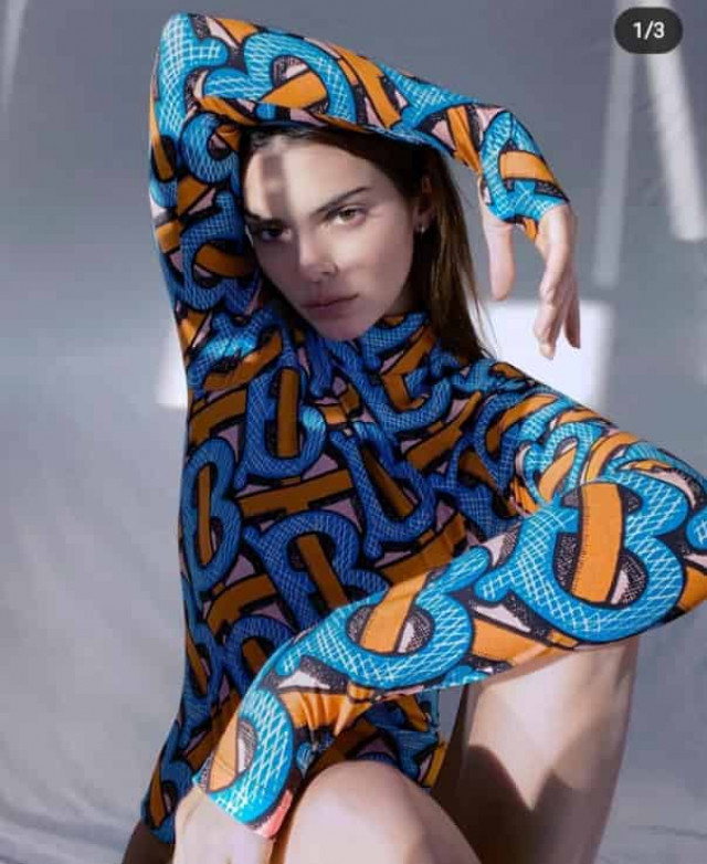 Kendall Jenner caught in photoshopping her photos?