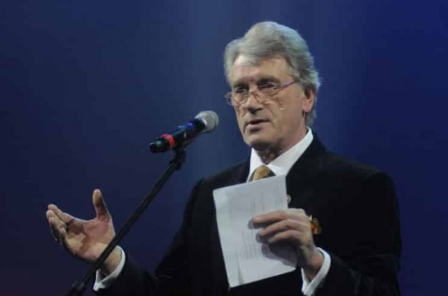 Ющенко публично потролил Зеленского