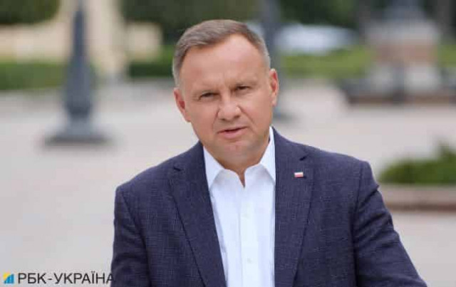 Дуда считает падение ракеты в Польше несчастным случаем
