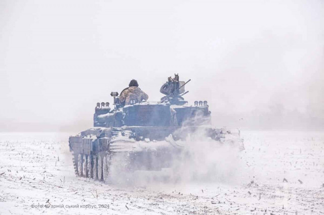 Штормове море і 