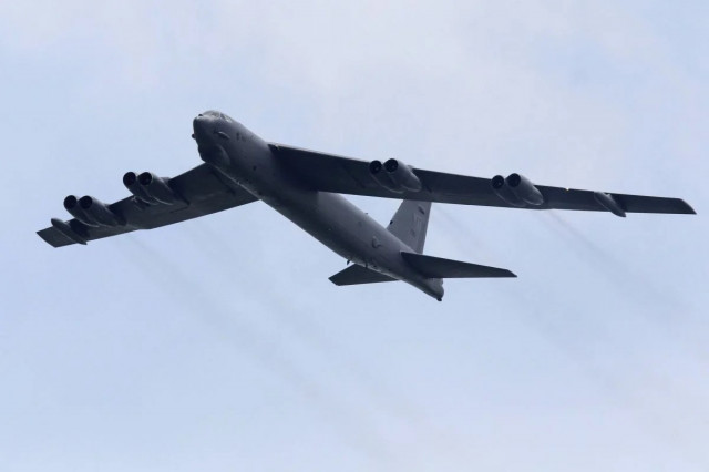 У США повернуть ядерну зброю на бомбардувальники B-52: що відомо
