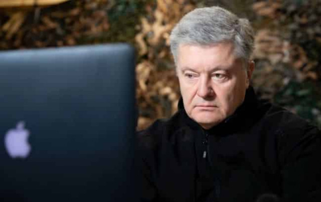 Порошенко призвал освободить горючее для ВСУ от акцизов и предоставить льготы аграриям
