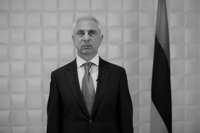 Сегодня день национального траура.Артак Товмасян