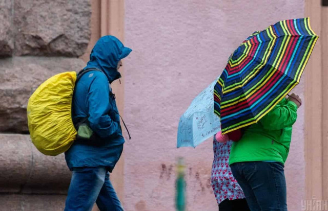 Сьогодні в Києві стане ще тепліше, але буде дощ
