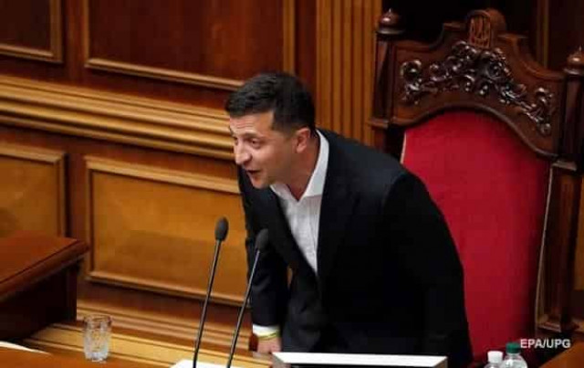 Зеленский сегодня выступит в Раде