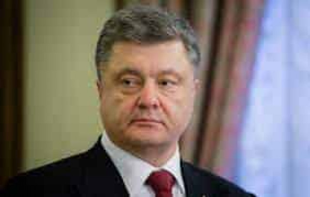 Порошенко потребовал восстановить уволенных после спецоперации в Минске разведчиков