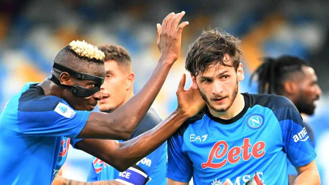 Больше платили только за Неймара: ПСЖ готовит трансфер звезды Наполи
