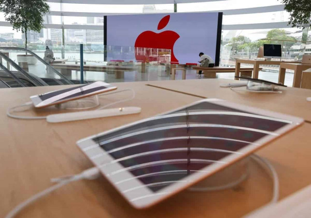 Apple через конкуренцію продає телефони з великими знижками: якій країні пощастило
