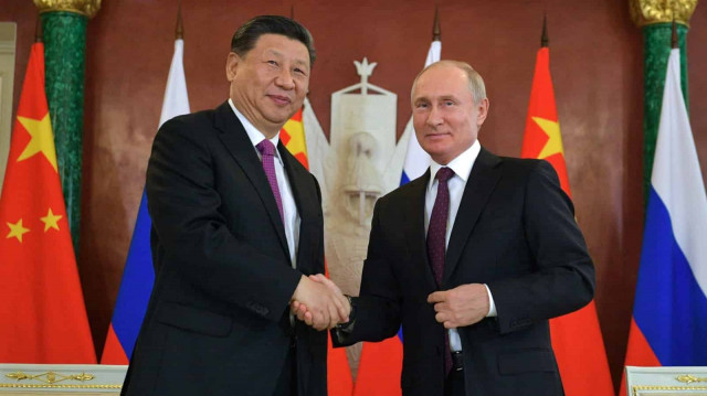 Китай надсилає масштабну військову допомогу Росії - радник Макрона
