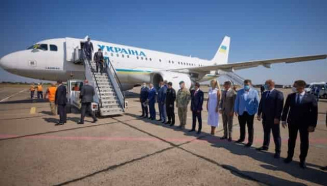 Zelensky arrives in Mykolaiv region