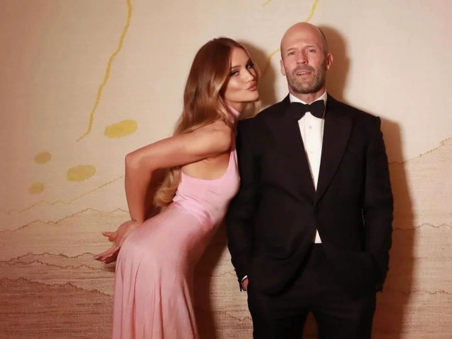 Актор Джейсон Стейтем одружується після 8 років заручин
