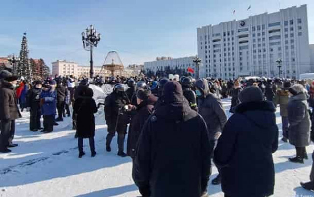 В России начались митинги в поддержку Навального