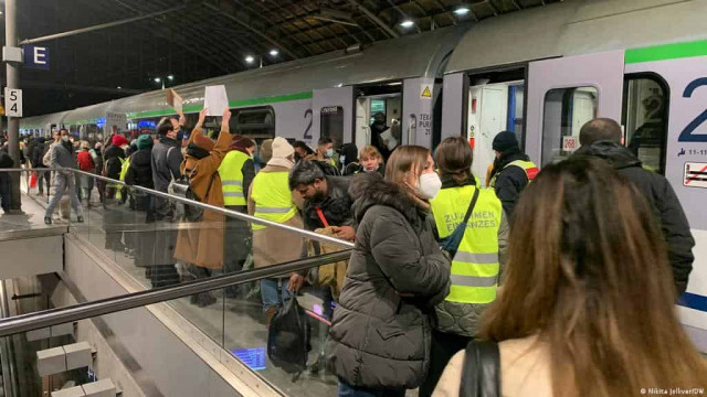 Германия планирует создать условия для быстрого трудоустройства беженцев из Украины