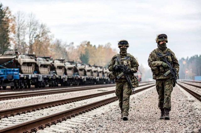 Ідея введення військ НАТО в Україну знаходить все більше прихильників у Європі, - Newsweek
