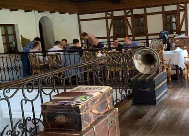 В одном из ресторанов Днепра заметили депутатов 