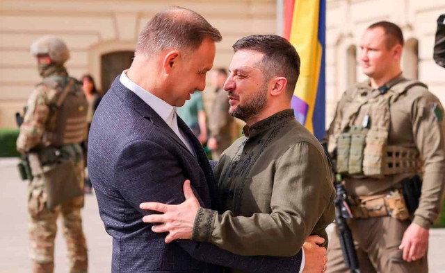 Захід повинен замучити Путіна за війну в Україні - Дуда
