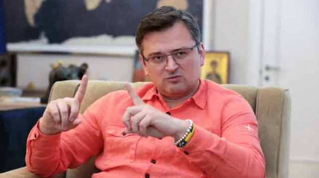 Кулеба назвал две страны ЕС, не поставляющие Украине оружие
