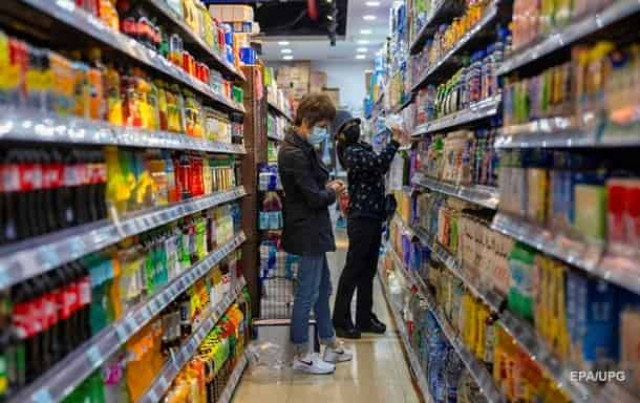 Продукты в мире продолжат дорожать - Bloomberg