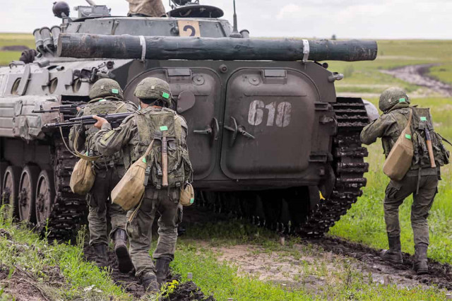 Россия подтянула на Авдеевское направление танковую бригаду для штурма
