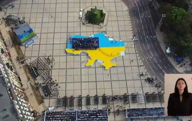 Зеленский: На Востоке 