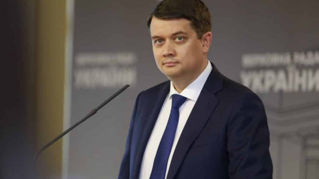 Больше не одна команда: когда ждать отставки Разумкова
