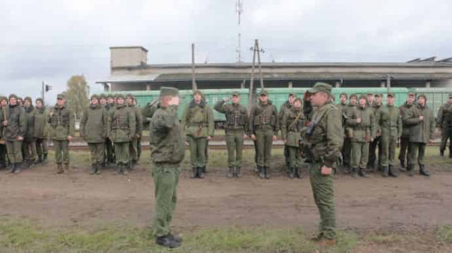 В Беларуси заявили, что после укрепления границы бойцы возвращаются в части. Но меньше их не становится
