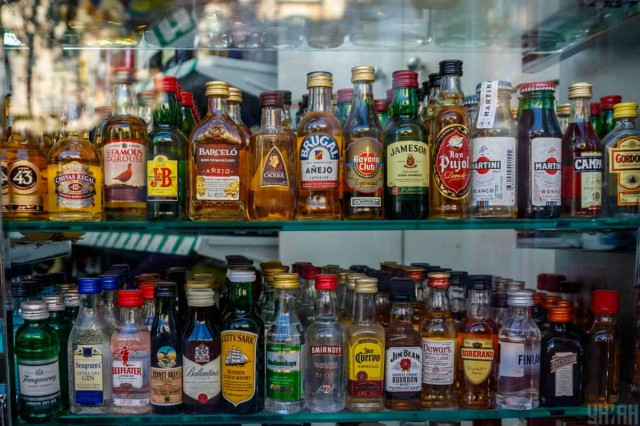 Саудівська Аравія готується відкрити перший алкогольний магазин для дипломатів, - Reuters