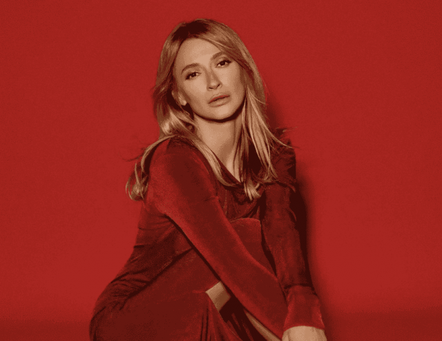 TAYANNA розповіла про допомогу, яку отримує від чоловіків: 