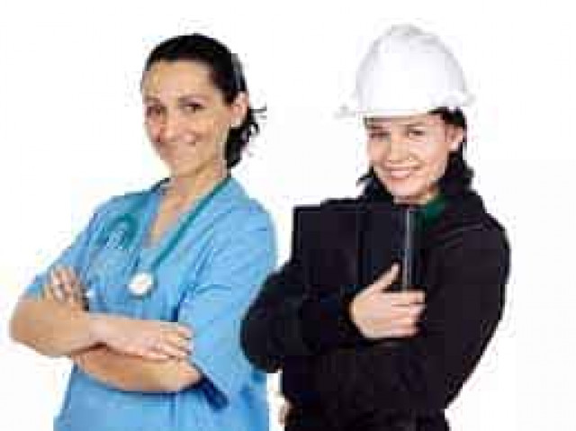 Для работающих женщин в Украине установят особые гарантии