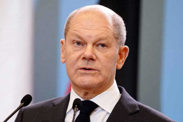 Шольц заявив про намір знову поговорити з Путіним 