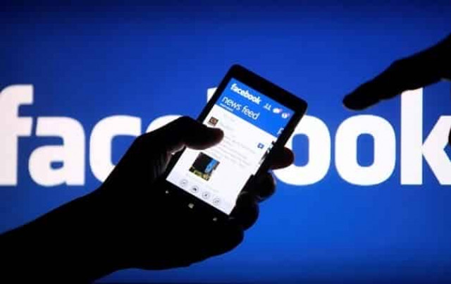 Facebook намерен переориентироваться на молодежь