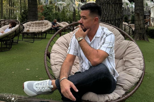 Колишній чоловік Ані Лорак показав свою нову дівчину (фото)
